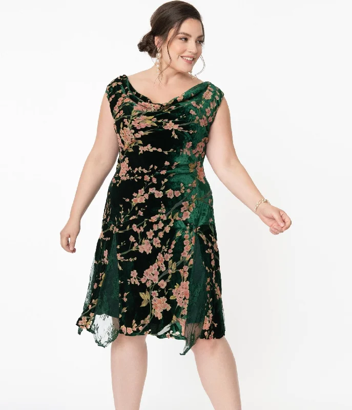 Unique Vintage Plus Size 1920s Emerald Velvet Floral Burnout Hemingway Flapper Dress